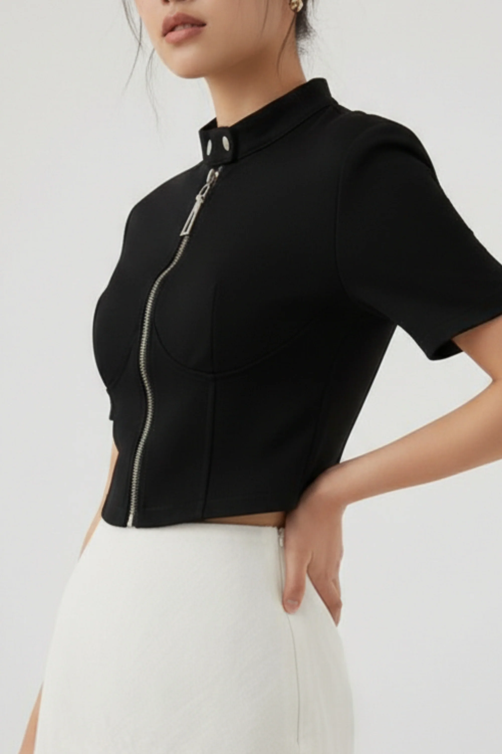 Elordi Zippered Top